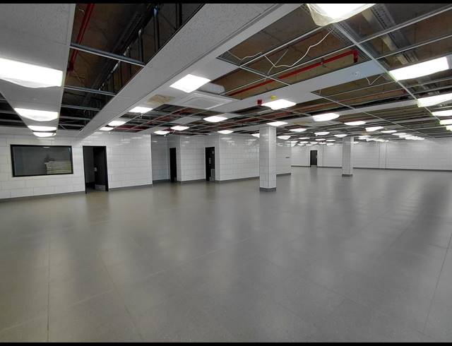 18,660M² WAREHOUSE TO LET IN GLEN MARAIS